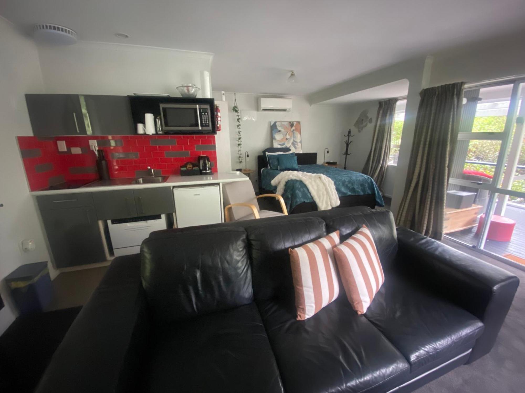 Hideaway - A Couples Retreat Βίλα Akaroa Εξωτερικό φωτογραφία